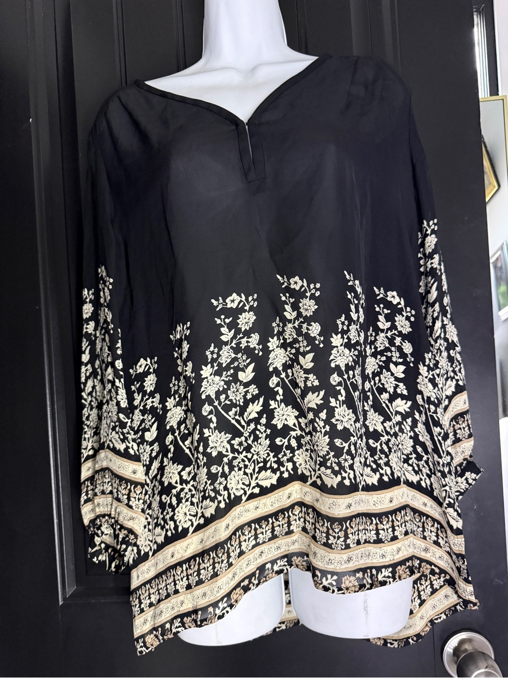 JOIE Riva Silk floral printed caviar blouse